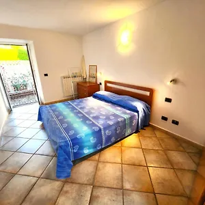https://casa-faggiona.hotelitalianriviera.com