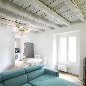 https://marvel-apartment.italymilanhotels.net