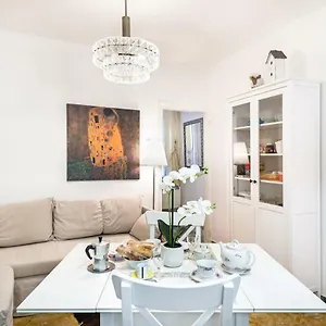https://veneziacentopercento-alle-ancore-apartment.hotelslidodijesolo.com